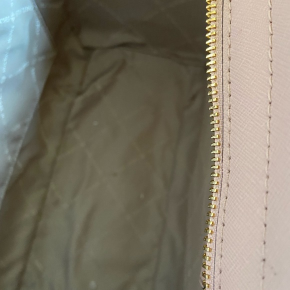 Michael Kors Selma Mini Purse - Picture 5 of 8